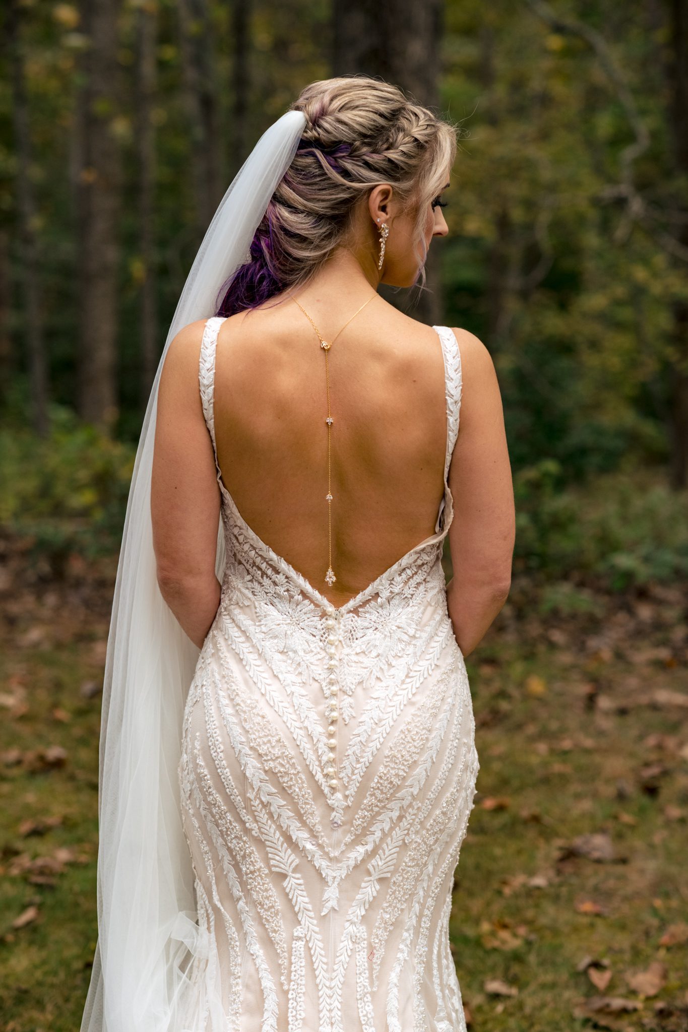 Back of brides wedding dress